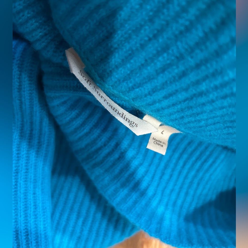 Soft Surroundings Calanthe 100% cashmere cowl neck pullover sweater blue L - Picture 3 of 5